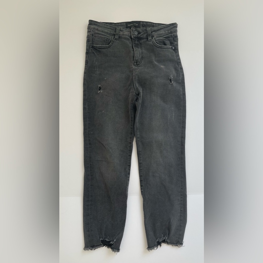 Kendall & Kylie The Icon High Rise Straight Jeans Size 9/29 Frayed Hems Black